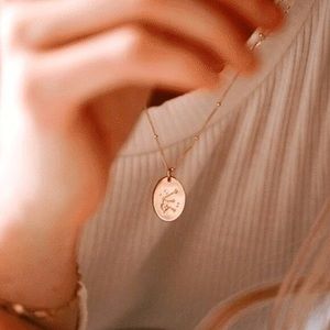 Aquarius Minimalist Star Zodiac Charm Necklace